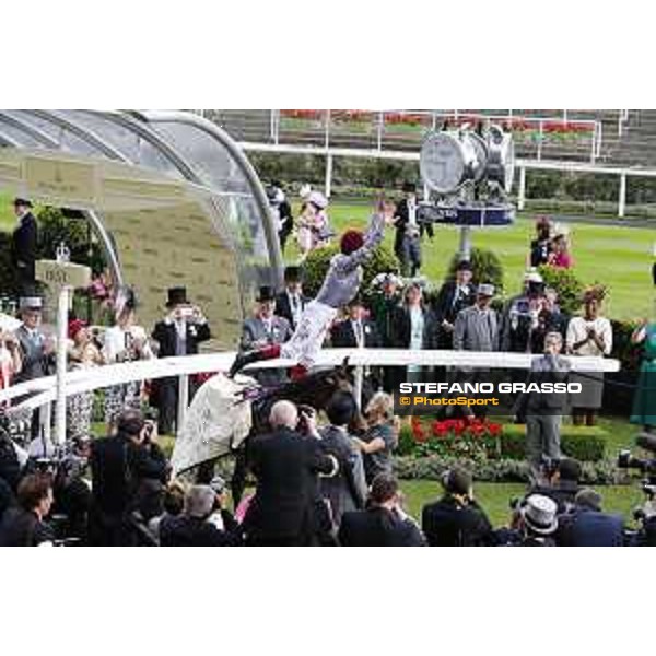 Frankie Dettori and Osaila win the Sandrigham Handicap Stakes Ascot - Royal Ascot Second day,17th june 2015 ph.Stefano Grasso