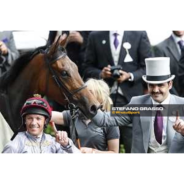 Sheikh Joaan bin Hamad bin Khalifa Al-Thani with Osaila and Frankie Dettori Ascot - Royal Ascot Second day,17th june 2015 ph.Stefano Grasso