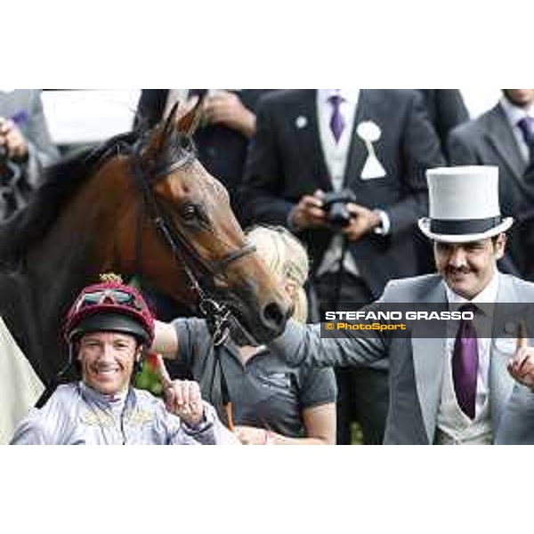 Sheikh Joaan bin Hamad bin Khalifa Al-Thani with Osaila and Frankie Dettori Ascot - Royal Ascot Second day,17th june 2015 ph.Stefano Grasso