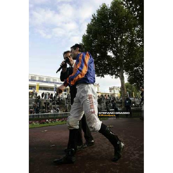 Kieren Francis Fallon winner of Prix de L\'Arc the Triomphe Lucien Barriere Paris Longchamp, 2nd october 2005 ph. Stefano Grasso