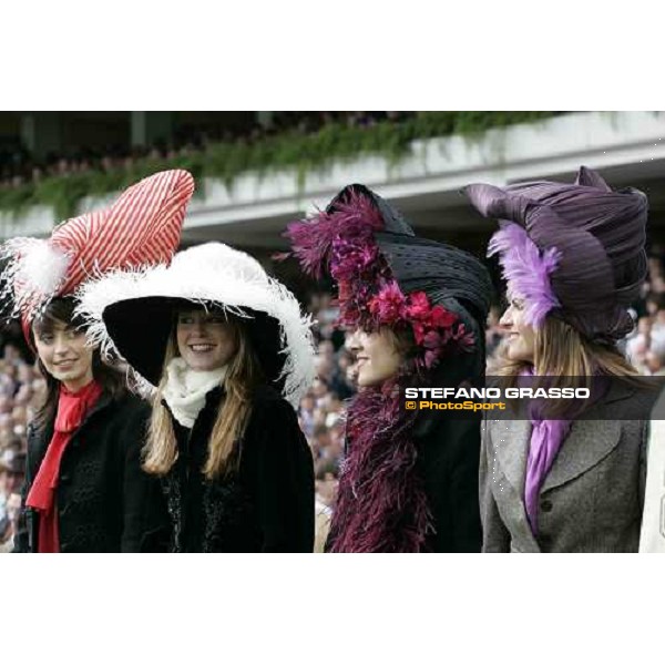 fashion at Longchamp PAris, Longchamp, 2nd october 2005 ph. Stefano Grasso