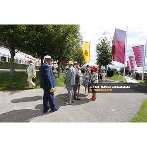 Racegoers at Goowdood - Second Day Goodwood 29th july 2015 ph.Stefano Grasso/QEF