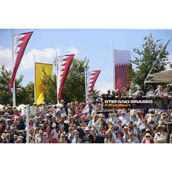 Goodwood - QATAR Goodwood Festival Grandstand and racegoers Goodwood,30th july 2015 ph.Stefano Grasso/QEF