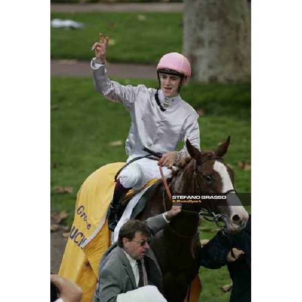 Christophe Soumillon on Oiseau Rare Paris Longchamp, 1st october 2005 ph. Stefano Grasso