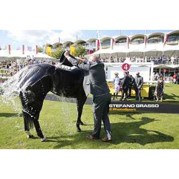 Goodwood - QATAR Goodwood Festival a shower after the race Goodwood,31st july 2015 ph.Stefano Grasso/QEF