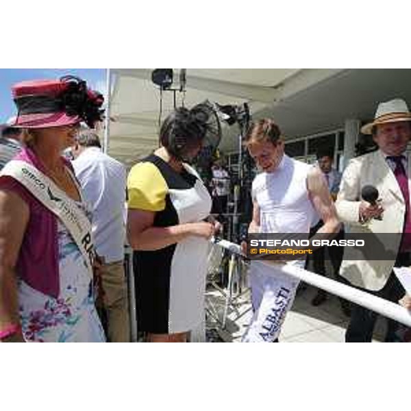 QATAR Goodwood Festival Richard Hughes signs autographs Goodwood, Fifht day, 1st august 2015 ph.Stefano Grasso/QEF
