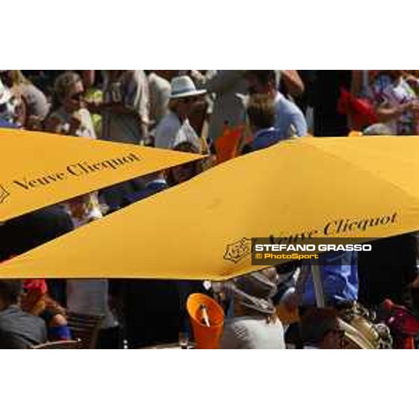 QATAR Goodwood Festival Racegoers at the QATAR Goodwood Festival Goodwood, Fifht day, 1st august 2015 ph.Stefano Grasso/QEF