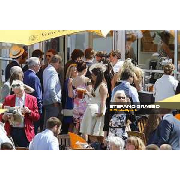 QATAR Goodwood Festival Racegoers at the QATAR Goodwood Festival Goodwood, Fifht day, 1st august 2015 ph.Stefano Grasso/QEF