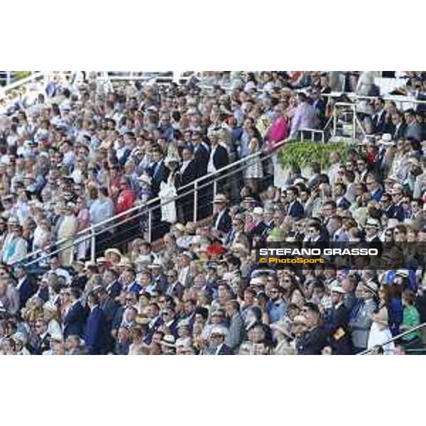 QATAR Goodwood Festival Racegoers at the QATAR Goodwood Festival Goodwood, Fifht day, 1st august 2015 ph.Stefano Grasso/QEF