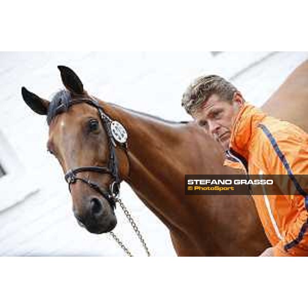 Aachen - FEI European Championships 2015 The Vet Check - Jeroen Dubbeldam and SFN Zenith N.O.P. Aachen,17th August 2015 ph.Stefano Grasso/Loro Piana