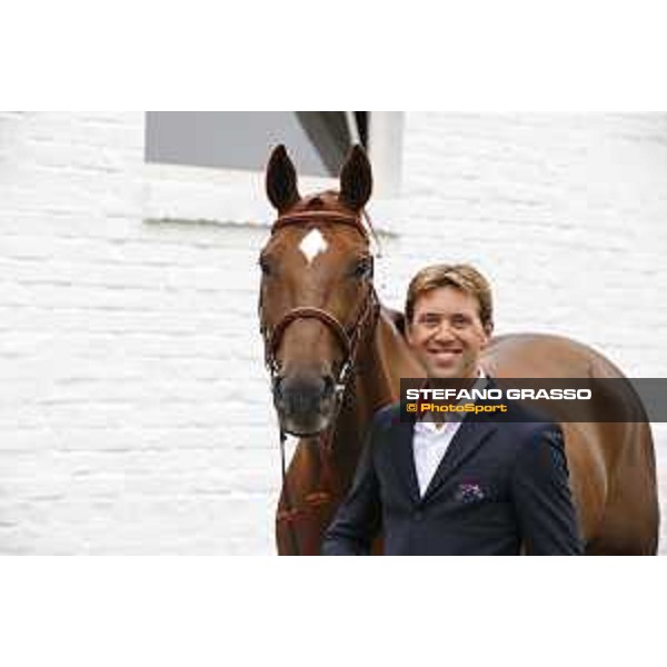 Aachen - FEI European Championships 2015 The Vet Check - Simon Delestre and Ryan des Hayettes Aachen,17th August 2015 ph.Stefano Grasso/Loro Piana
