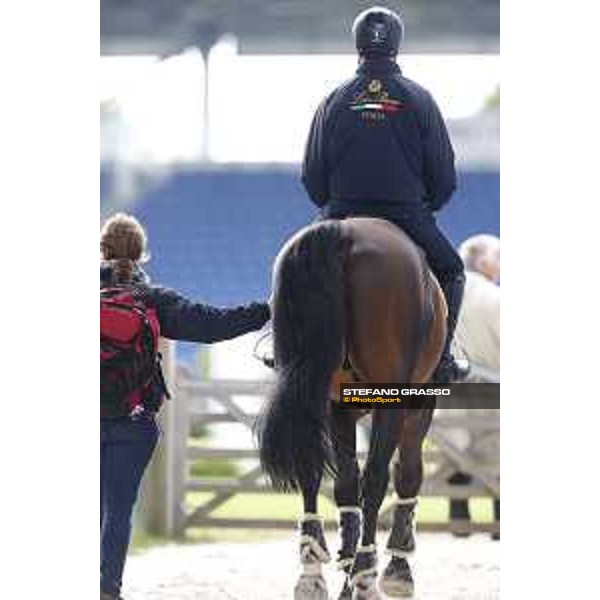 Aachen - FEI European Championships 2015 Team Italia Loro Piana warming up Lorenzo De Luca on Erco van\'t Roosakker Aachen,18th August 2015 ph.Stefano Grasso/Loro Piana