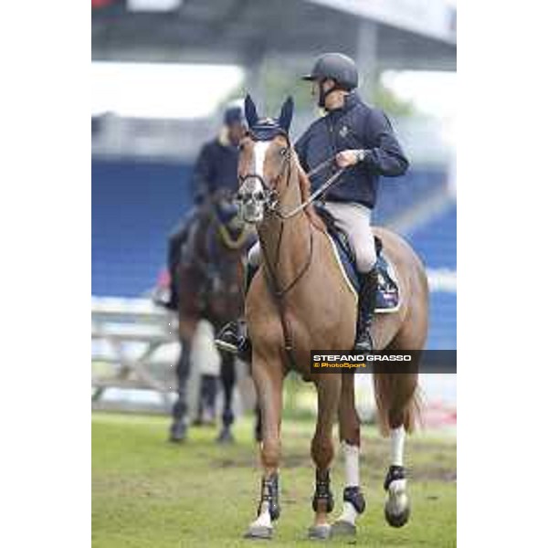 Aachen - FEI European Championships 2015 Team Italia Loro Piana warming up Piergiorgio Bucci on Catwalk Z Aachen,18th August 2015 ph.Stefano Grasso/Loro Piana
