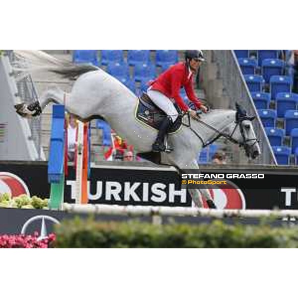 Aachen - FEI European Championships 2015 Lorenzo De Luca on Geisha Van Orshof Aachen,19th August 2015 ph.Stefano Grasso/Loro Piana