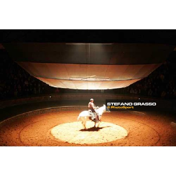 show Bartabas and Zingaro in ÇLoungta, les chevaux de ventÈ Rome, 8th october 2005 ph. Stefano Grasso
