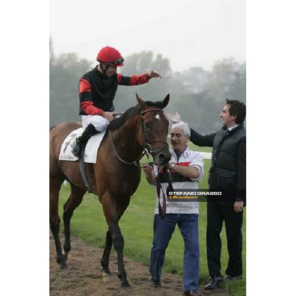 Andrea Rossi congratulates with Gabriele Bietolini after winning with Oh Dylan Boy the Premio Carlo Porta Milan, 15th october 2005 ph. Stefano Grasso