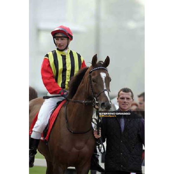 Torsten Mundry on Anna Manda before winning Premio Vittorio di Capua Milan, 15th october 2005 ph. Stefano Grasso