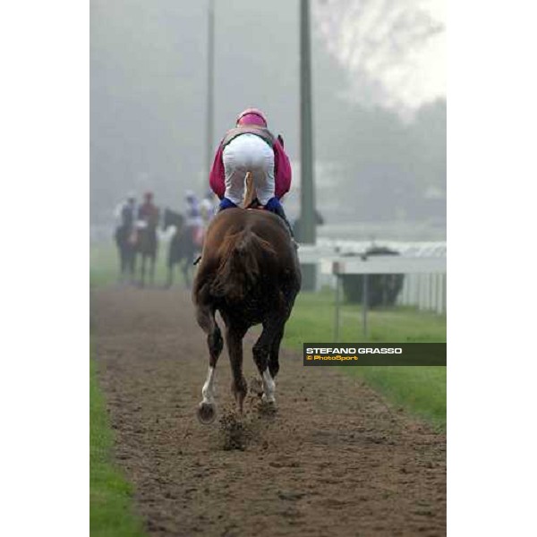 Mariolino Esposito on Altieri go to the start of Premio Vittorio di Capua Milan, 15th october 2005 ph. Stefano Grasso