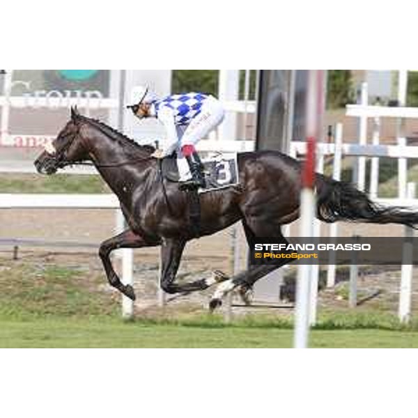 Umberto Rispoli and Kaspersky win the Premio Orsa Maggiore Rome,Capannelle racecourse,08/09/2015 ph.Stefano Grasso