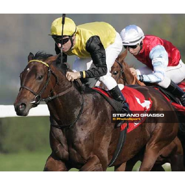 William Mongil wins on Lateral the Gran Criterium Milan, 16th october 2005 ph. Stefano Grasso