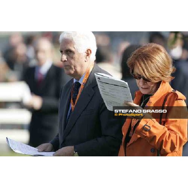 Enzo Mei an lady Mei in the parade ring of Gran Premio del Jockey Club Milan, 16th october 2005 ph. Stefano Grasso