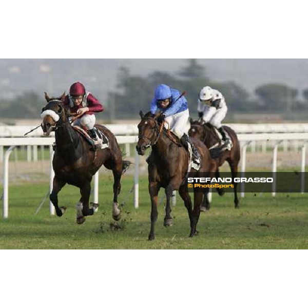 Ted Durcan on Dubai Surprise wins Premio Lydia Tesio beating Rave Reviews Rome, 23rd october 2005 ph. Stefano Grasso