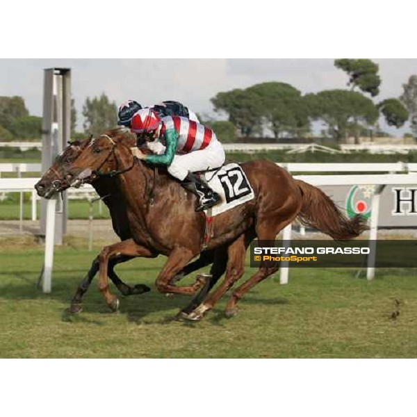 Endo Botti on Sunday\'s Brunch wins Premio Guido Berardelli beating Dario Vargiu on Adorabile Fong Rome, 23rd october 2005 ph. Stefano Grasso