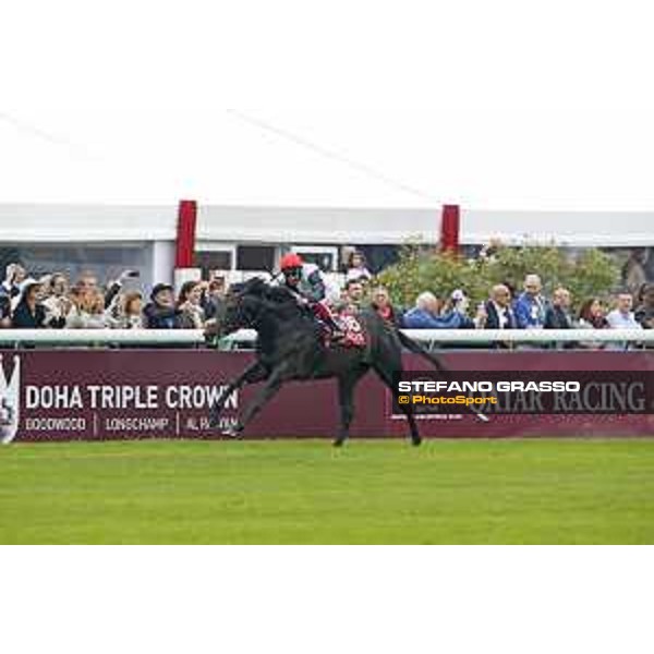 Frankie Dettori on Golden Horn wins the 94° Qatar Prix de l\'Arc de Triomphe Paris,4th october 2015 ph.Stefano Grasso