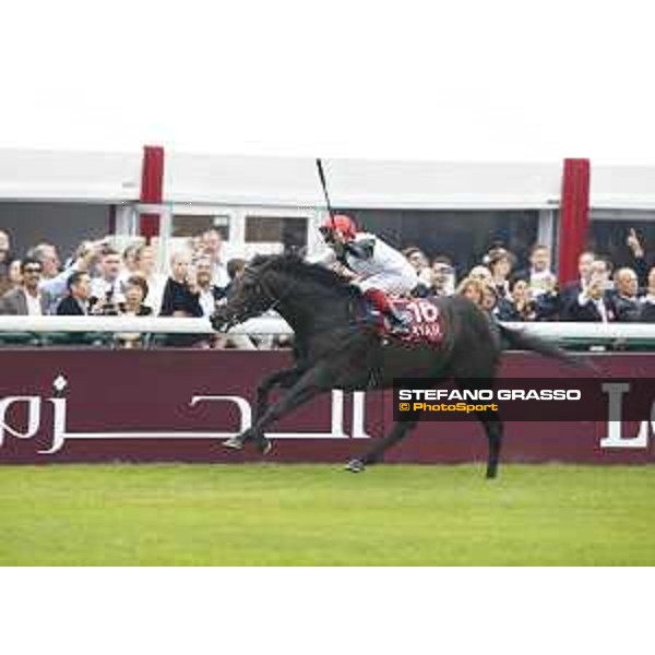 Frankie Dettori on Golden Horn wins the 94° Qatar Prix de l\'Arc de Triomphe Paris,4th october 2015 ph.Stefano Grasso