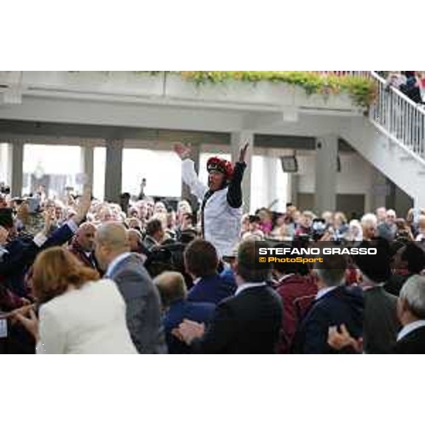 Frankie Dettori and Golden Horn winners of the 94° Qatar Prix de l\'Arc de Triomphe Paris,4th october 2015 ph.Stefano Grasso