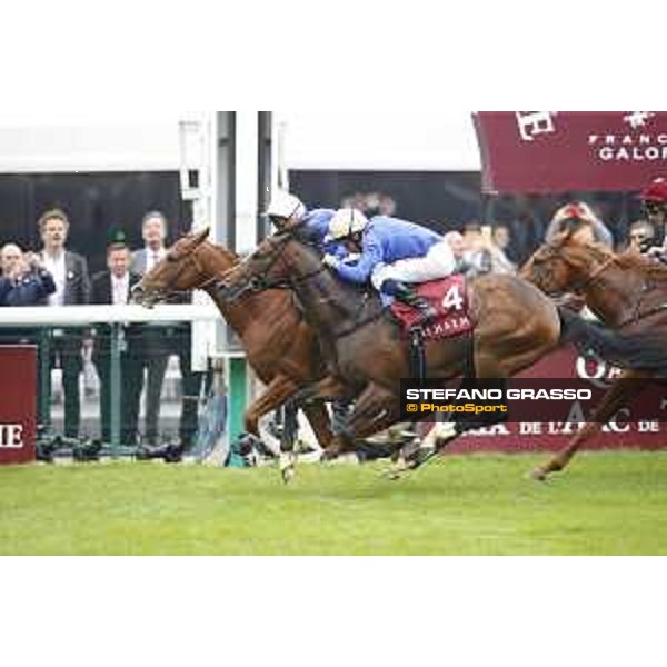Mickael Barzalona on Ultra wins the QATAR Prix Jean-Luc Lagardere Paris,4th october 2015 ph.Stefano Grasso