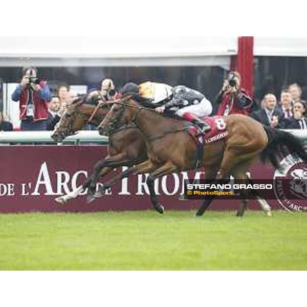 Patrick J Smullen on Covert Love wins the Prix de l\'Opera Longines Paris,4th october 2015 ph.Stefano Grasso