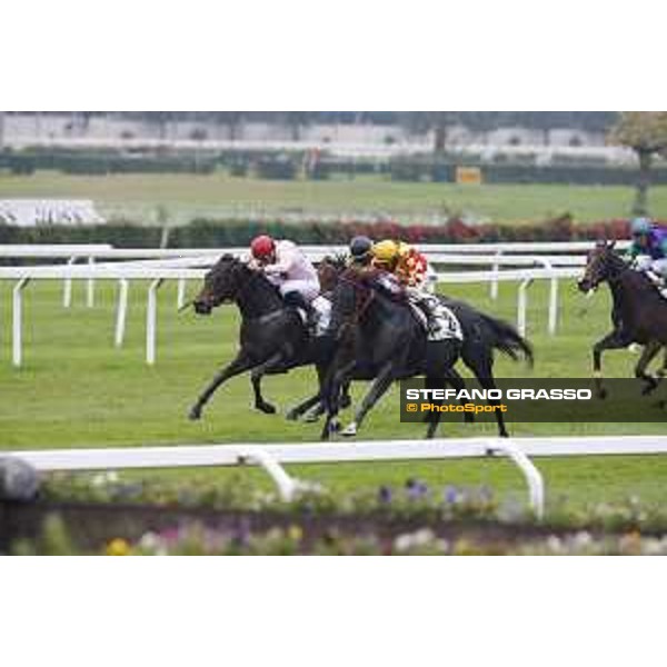 Aragoni and Slowpoke win the Premio Carlo Porta Milano, San Siro racecourse 18 oct.2015 ph.Stefano Grasso