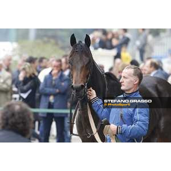 Aragoni and Slowpoke win the Premio Carlo Porta Milano, San Siro racecourse 18 oct.2015 ph.Stefano Grasso