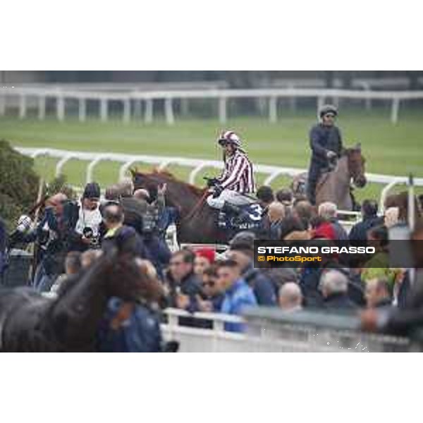 Carlo Fiocchi and Biz Heart win the Gran Criterium Milano, San Siro racecourse 18 oct.2015 ph.Stefano Grasso