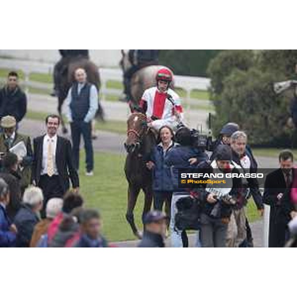 Andrasch Starke and Lovelyin win the Gran Premio del Jockey Club Milano, San Siro racecourse 18 oct.2015 ph.Stefano Grasso