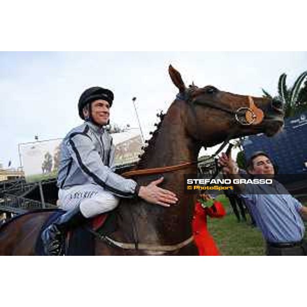 Adrie De Vries and Odeliz win the Premio Longines Lydia Tesio Roma,Capannelle racecourse 25 october 2015 ph.Stefano Grasso/HippoGroup Roma Capannelle