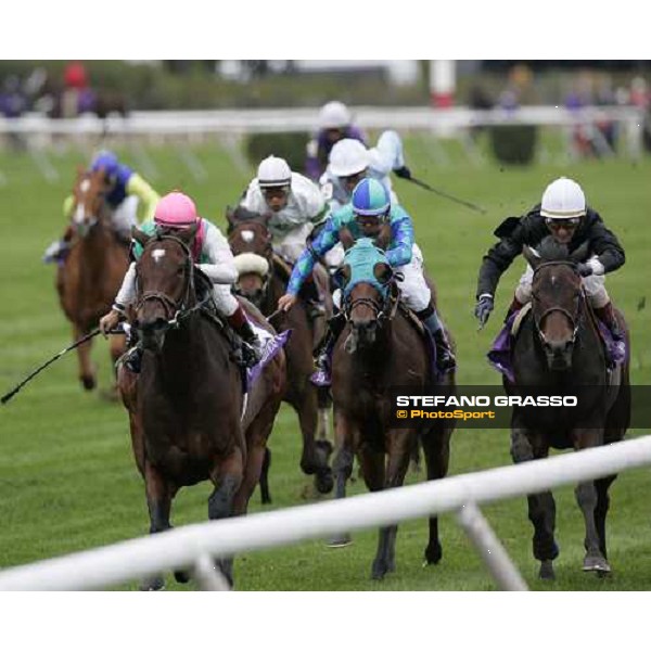 Rafael Bejarano on Intercontinental wins the Emirates Airline Breeders\' Cup Filly \' Mare Turf New York, 29th october 2005 ph. Stefano Grasso