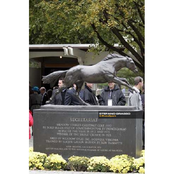 the statue in honour of Secretariat New York, 29th october 2005 ph. Stefano Grasso