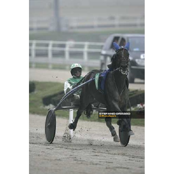 Peppino Maisto with Fairbank Gi wins the 1st heat of Gran Premio Paolo e Orsino Orsi Mangelli Milan, 1st november 2005 ph. Stefano Grasso