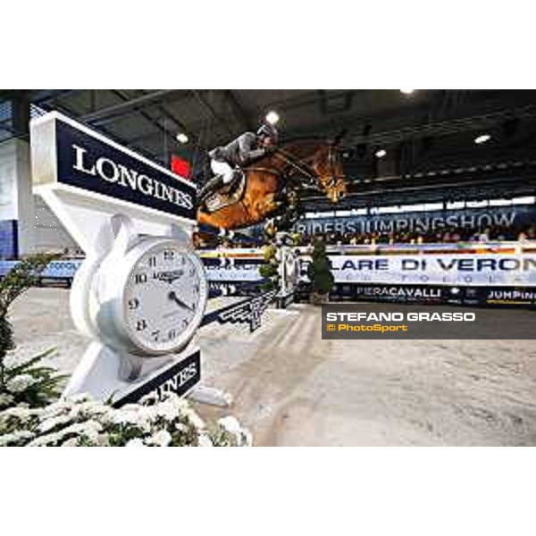 Jumping Verona - class 14 Longines Fei World Cup Jumping - Premio Fixdesign Ludger Beerbaum on Chaman Verona,8th nov.2015 ph.Stefano Grasso/Fieracavalli