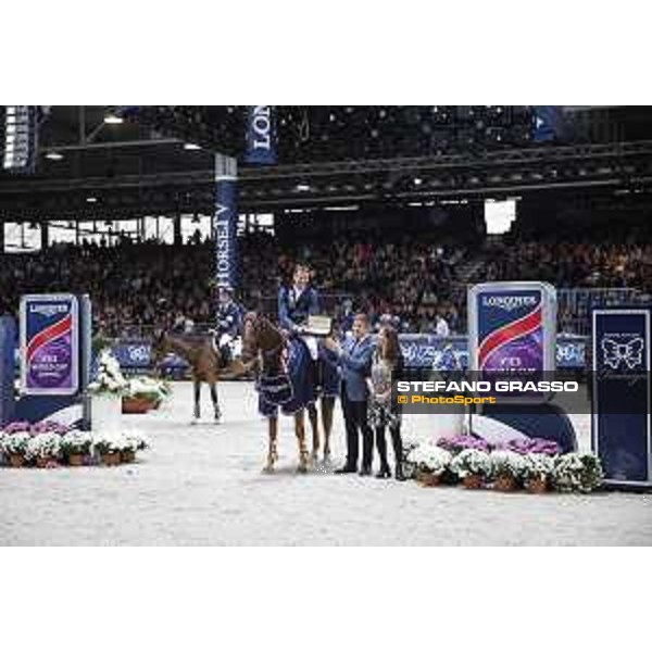 Jumping Verona - class 14 Longines Fei World Cup Jumping - Premio Fixdesign Prize giving ceremony - Simon Delestre on Hermes Ryan Verona,8th nov.2015 ph.Stefano Grasso/Fieracavalli