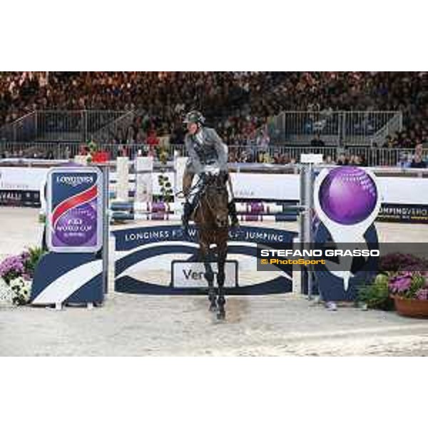 Jumping Verona - class 14 Longines Fei World Cup Jumping - Premio Fixdesign Ludger Beerbaum on Chaman Verona,8th nov.2015 ph.Stefano Grasso/Fieracavalli