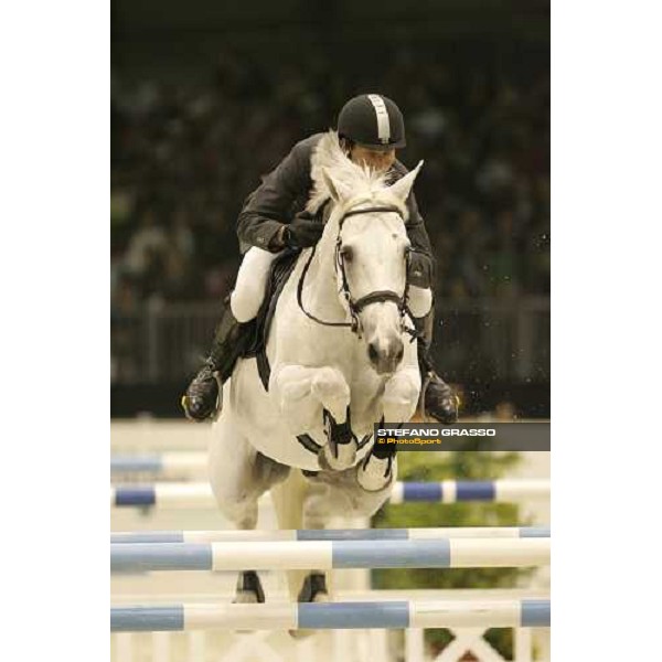 Ludger Beerbaum on Champion Du Lys, 4th placed in Prix nr.3 Fei-World Cup at Verona Fiera Cavalli Verona, 4th november 2005 ph. Stefano Grasso