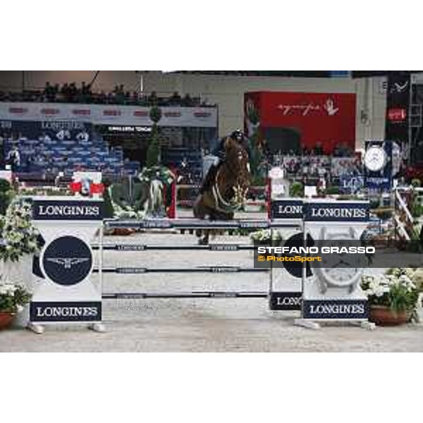 Jumping Verona - class 14 Longines Fei World Cup Jumping - Premio Fixdesign Simon Delestre on Hermes Ryan Verona,8th nov.2015 ph.Stefano Grasso/Fieracavalli