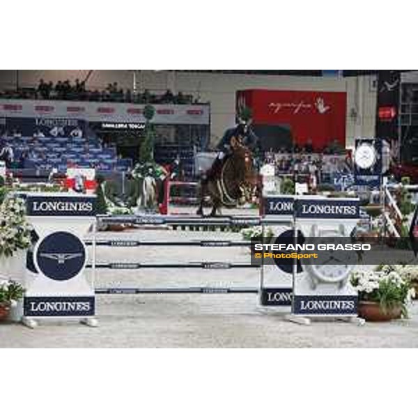 Jumping Verona - class 14 Longines Fei World Cup Jumping - Premio Fixdesign Simon Delestre on Hermes Ryan Verona,8th nov.2015 ph.Stefano Grasso/Fieracavalli