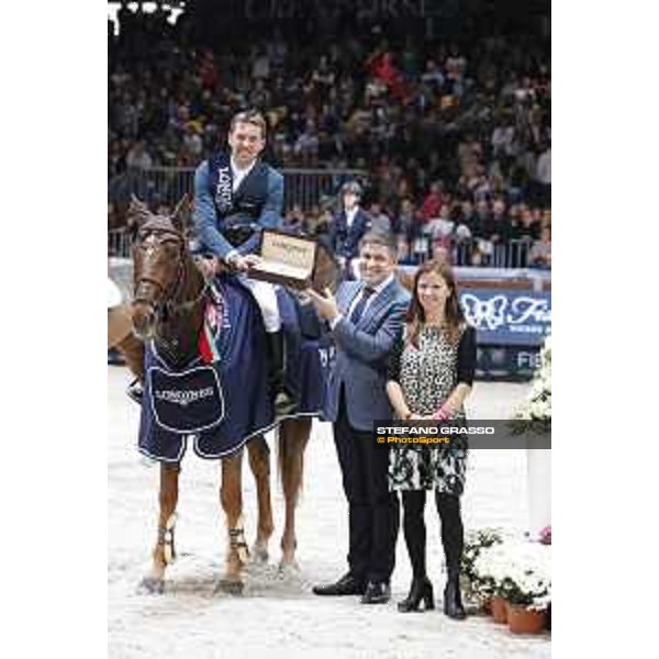 Jumping Verona - class 14 Longines Fei World Cup Jumping - Premio Fixdesign Prize giving ceremony - Simon Delestre on Hermes Ryan Verona,8th nov.2015 ph.Stefano Grasso/Fieracavalli