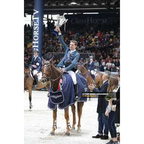 Jumping Verona - class 14 Longines Fei World Cup Jumping - Premio Fixdesign Prize giving ceremony - Simon Delestre on Hermes Ryan Verona,8th nov.2015 ph.Stefano Grasso/Fieracavalli