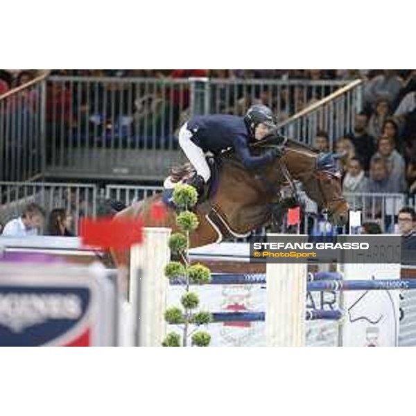Jumping Verona 2015 - Longines FEI World Cup Jumping - Premio Fixdesign Maikel van der Vleuten on VDL Groep Verdi TN N.O.P. Verona,08/11/2015 ph.Stefano Grasso/Jumping Verona