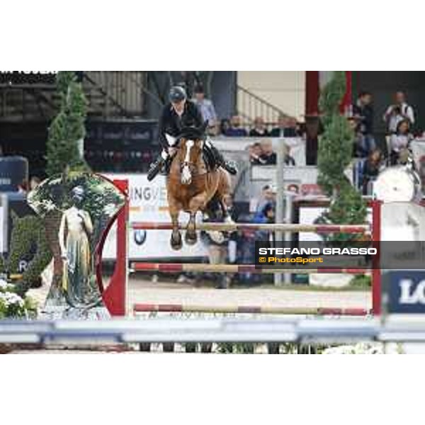 Jumping Verona 2015 - Longines FEI World Cup Jumping - Premio Fixdesign Roger Yves Bost on Quartz de la Lande Verona,08/11/2015 ph.Stefano Grasso/Jumping Verona